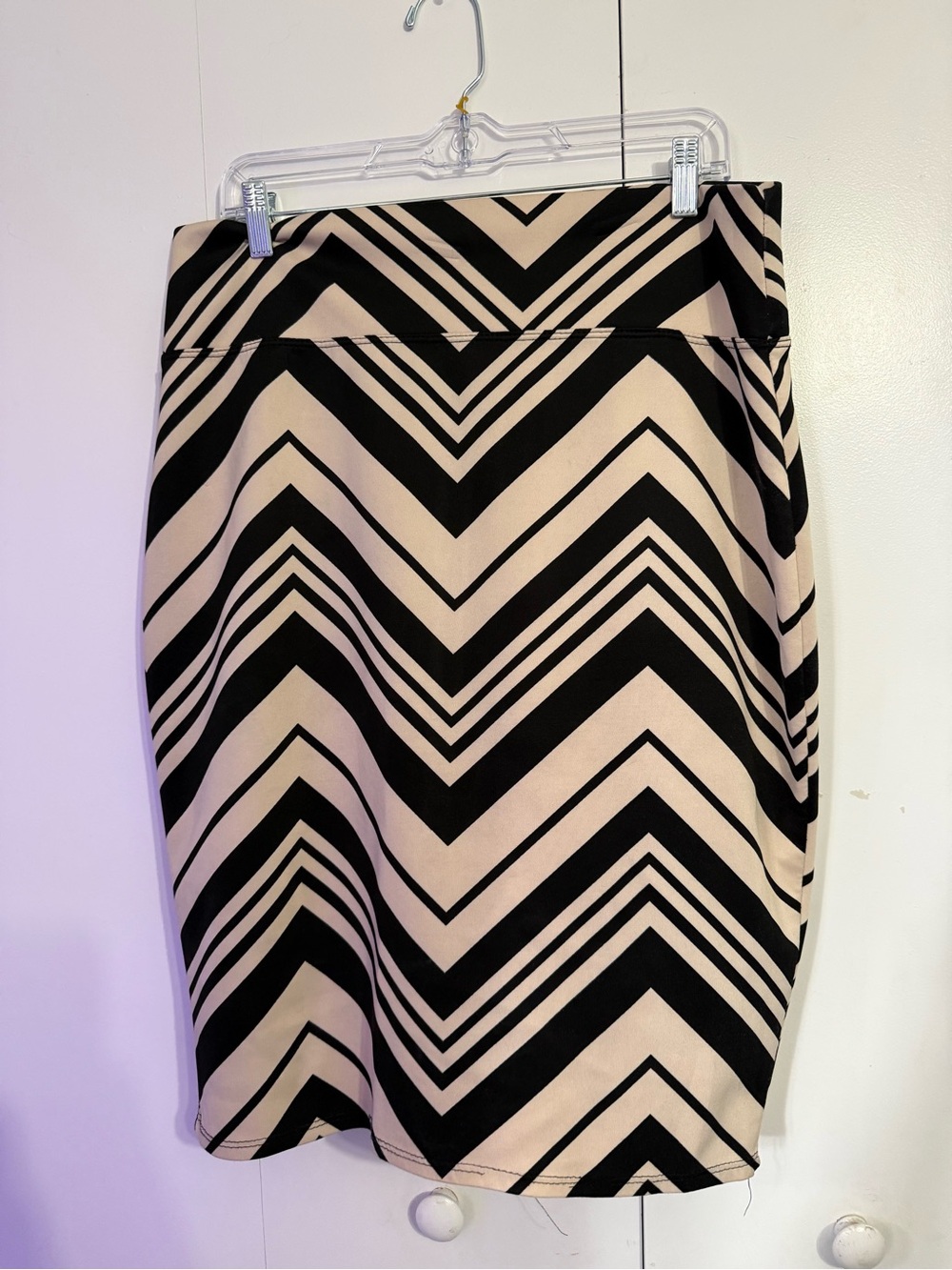 Derek Heart Black and Cream Chevron Pencil Skirt